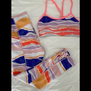 Lululemon matching sports bra and Capri leggings.